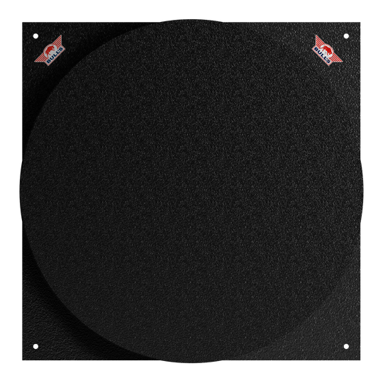 Das Bild zeigt das Produkt "Bulls NL Dartboard Silencer". Es ist eine schwarze, runde Matte mit einer leicht strukturierten Oberfläche.