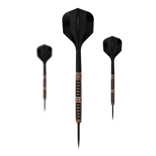 Harrows Tungsten Trinity Quick Point ocelové šipky Das Bild zeigt die Harrows Wolfram Trinity Quick Point Steeldarts. Ein Satz Steeldarts mit moderner Optik ist abgebildet.