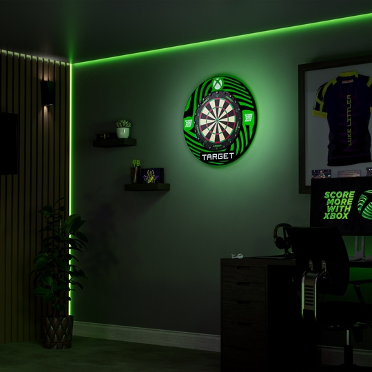Sada prostorového prostoru pro terč Target Xbox Das Bild zeigt das Target Xbox Dartboard Surround Bundle. Dieses Produkt ist ein Bundle für Dartspieler.