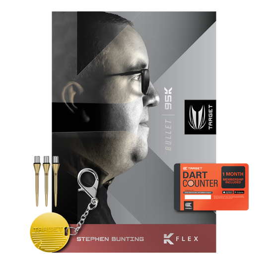Měkké šipky Target Stephen Bunting 95K - 19g Das Bild zeigt das Produkt "Target Stephen Bunting 95K Softdarts - 19g" mit Zubehör wie Dartspitzen, Schlüsselanhänger und einer Dart Counter Karte. Im Hintergrund ist ein Porträt von Stephen Bunting zu sehen.