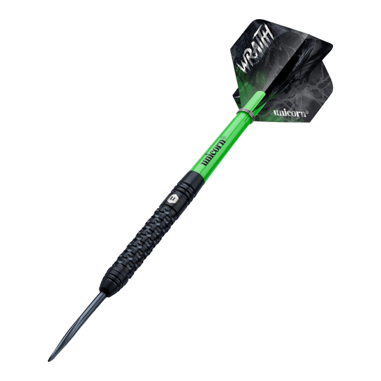 Ocelové šipky Unicorn Wraith Das Bild zeigt einen Unicorn Wraith Steeldart mit einem schwarzen und grünen Design. Auf den Flights stehen die Wörter "WRAITH" und "unicorn".