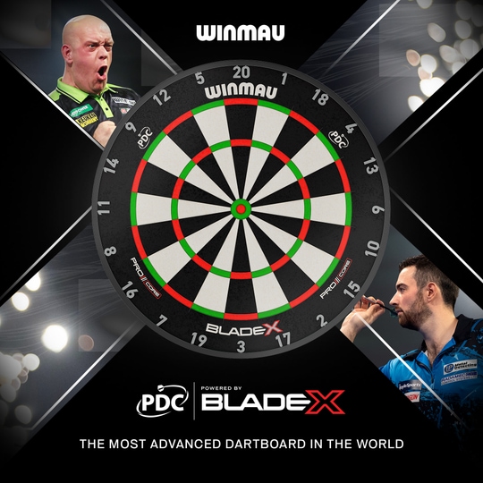 Ocelový terč Winmau Blade X ProCore Auf dem Bild ist ein Winmau Blade X ProCore Steeldartboard zu sehen. Es ist für den Gebrauch mit Steeldarts geeignet.