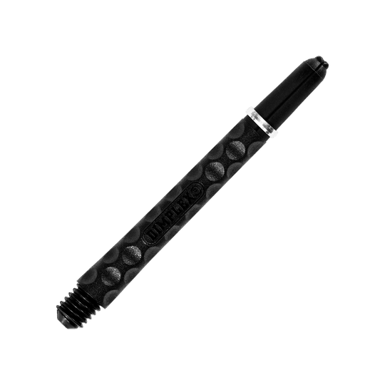 HR322_Harrows_Dimplex_Shafts_Schwarz_48mm_2 Das Bild zeigt einen schwarzen Dartshaft mit Noppenstruktur. Auf dem Schaft steht das Wort "Dimplex" eingeprägt.