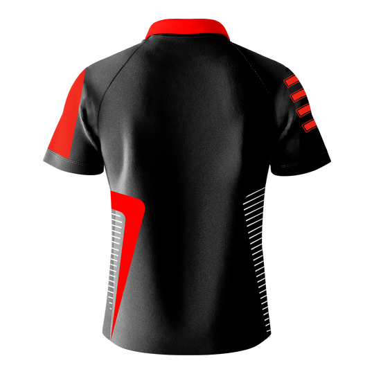 Košile Bulls Team Dart - červená Das Bild zeigt das Bulls Team Dartshirt in Rot von hinten. Das Shirt ist hauptsächlich schwarz mit roten und weißen Designelementen auf den Ärmeln und an den Seiten.