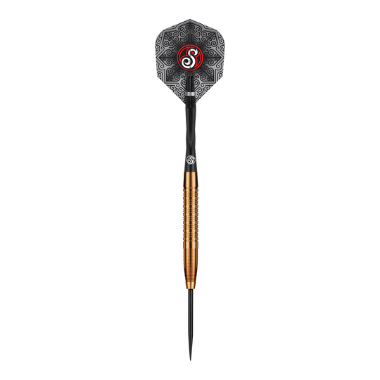 Das Bild zeigt den Shot Pro Series Jake Womack Steeldart mit einem Gewicht von 23 Gramm. Der Dart hat ein auffälliges schwarzes Flight-Design und einen goldfarbenen, gerillten Barrel.