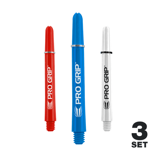 Target Pro Grip Shafts - 3 sady - červená modrá bílá Auf dem Bild sind drei Dart-Schäfte in den Farben Rot, Blau und Weiß zu sehen. Sie tragen die Aufschrift "PRO GRIP" und sind als 3er-Set dargestellt.