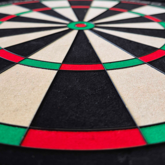 Ocelový terč Unicorn Eclipse Ultra 2.0 Ein weiteres Bild des Unicorn Eclipse Ultra 2.0 Steeldartboards ist zu sehen. Alle Spielfelder sind deutlich.