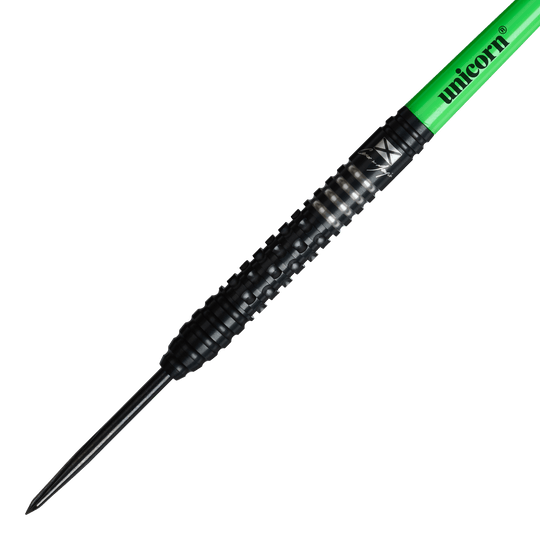 Ocelové šipky Unicorn Wraith Cameron Menzies - 23g Unicorn Wraith Cameron Menzies Steeldarts mit einem Gewicht von 23g sind dargestellt. Diese Darts sind besonders für präzises Werfen konzipiert.