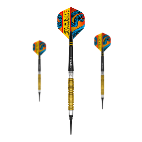 Šipky Red Dragon Peter Wright Double World Champion SE Gold Plus Softdarts - 20g Das Bild zeigt drei Softdarts mit goldfarbenem Griff und auffälligen Flights im Drachen-Design. Auf den Flights steht „Snakebite Double World Champion“.