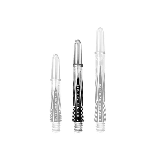HR393_Harrows_Supergrip_Ignite_Shafts_Clear_40mm_1 Auf dem Bild sind drei klare Harrows Supergrip Ignite Shafts in verschiedenen Längen zu sehen. Die Shafts haben einen modernen schwarzen und weißen Aufdruck mit der Aufschrift "SUPERGRIP IGNITE".