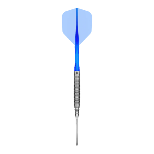 Ocelové šipky Caliburn Rix EZ-EVO R6 Das Produkt Caliburn Rix EZ-EVO R6 Steeldarts wird gezeigt. Die Aufnahme hebt die Gestaltung und die Struktur des Darts hervor.