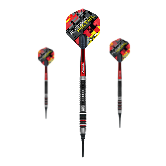 Winmau Florian Hempel měkké šipky - 21g Das Bild zeigt drei Winmau Florian Hempel Softdarts mit einem Gewicht von 21g. Die Darts haben rote, schwarze und silberne Details sowie ein auffälliges Flights-Design.