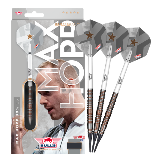 Měkké šipky Bulls NL Max Hopp E5 - 20g Zu sehen ist das Set Bulls NL Max Hopp E5 Softdarts im Gewicht 20g. Die Darts sind ideal für Softdart-Enthusiasten geeignet.