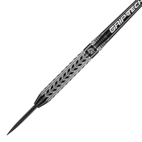 Šipky GOAT Traction z wolframové oceli Das Bild zeigt einen GOAT Traction Tungsten Steeldart mit einem silbernen, strukturierten Griffbereich. Auf dem Schaft steht in weißer Schrift "GRIPTECH".