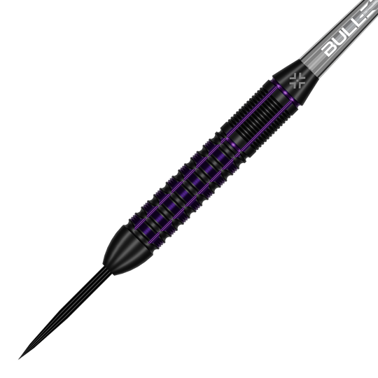 Šipky Bullet Toxic Brass Steel - 23g Hier ist das Produkt Bullet Toxic Brass Steeldarts - 23g zu sehen. Diese Steeldarts bestehen aus Messing und wiegen 23 Gramm.