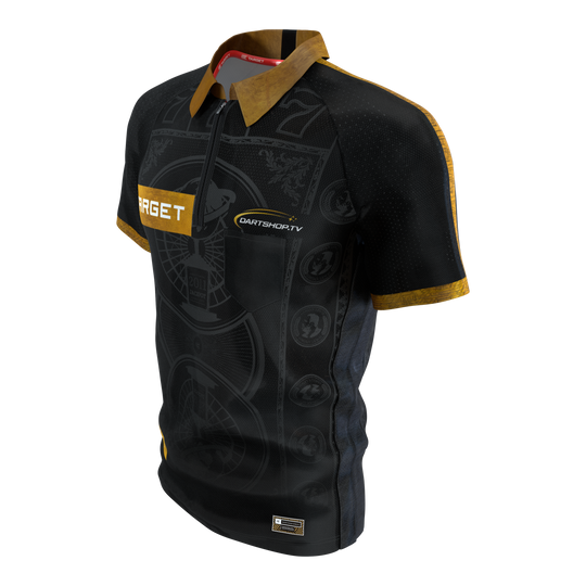 Tričko Target Adrian Lewis s motivem šipky 2026 Das Bild zeigt das Target Adrian Lewis Dartshirt 2026. Das Dartshirt ist ein offizielles Sporttrikot mit markantem Design.