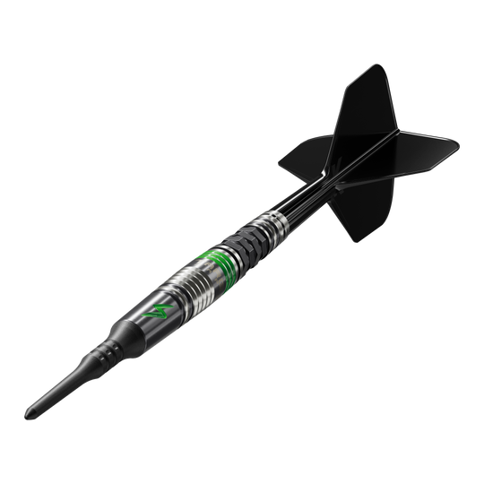Das Bild zeigt einen Softdart der Marke Target Japan Black Marque Lightning 3 mit einem Gewicht von 19 Gramm. Der Dartpfeil ist schwarz und silber mit grünen Akzenten und hat schwarze Flights.