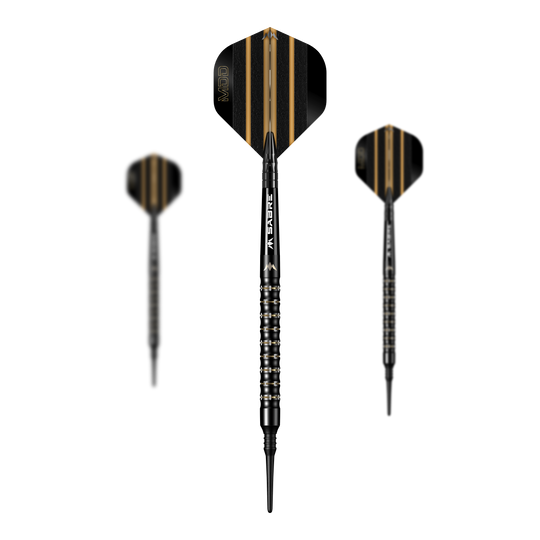 Šipky Mission Mike De Decker MDD Black Gold Soft - 20g Das Bild zeigt drei Softdarts des Modells „Mission Mike De Decker MDD Black Gold“ mit einem Gewicht von 20g. Die Darts sind schwarz mit goldenen Streifen auf den Flights und haben ein modernes, edles Design.