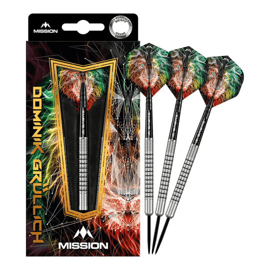 Mise Dominik Grüllich Steeldarts Das Bild zeigt das Produkt „Mission Dominik Grüllich Steeldarts - 23,5g“ mit einer farbenfrohen Verpackung und drei silbernen Darts. Die Flights der Darts sind mit einem bunten Löwenmotiv verziert.