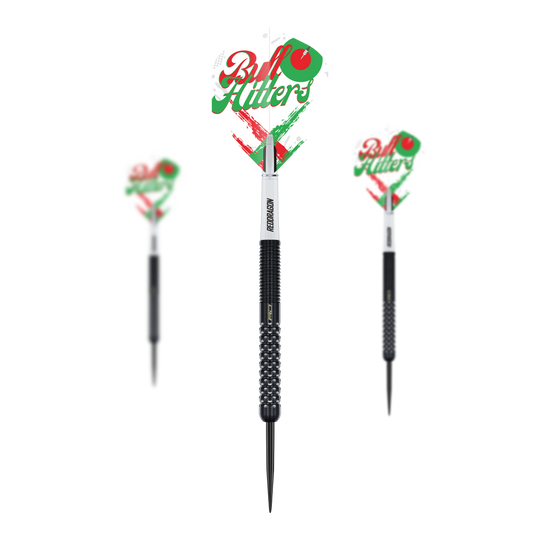 Ocelové šipky Red Dragon Bullhitters V1 - 23g Das Bild zeigt den Red Dragon Bullhitters V1 Steeldarts - 23g als Set. Es handelt sich um Steeldarts mit einem Gewicht von 23 Gramm.