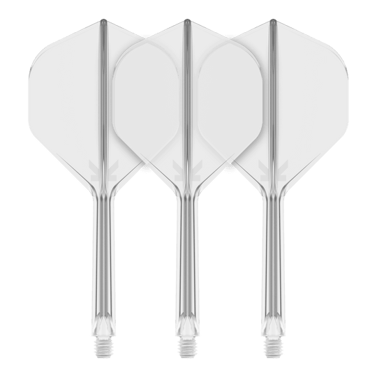 Standardní letový systém Target K-Flex No2 - čirý Das Bild zeigt drei durchsichtige Dartflights mit passenden Schäften. Sie sind nebeneinander auf einem schwarzen Hintergrund angeordnet.