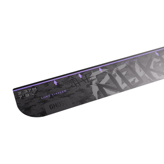 Target Throw Line Ghost-Series Luke Littler Abwurflinie wird auf diesem Bild dargestellt. Dieses Produkt dient als Abwurflinie für Darts.