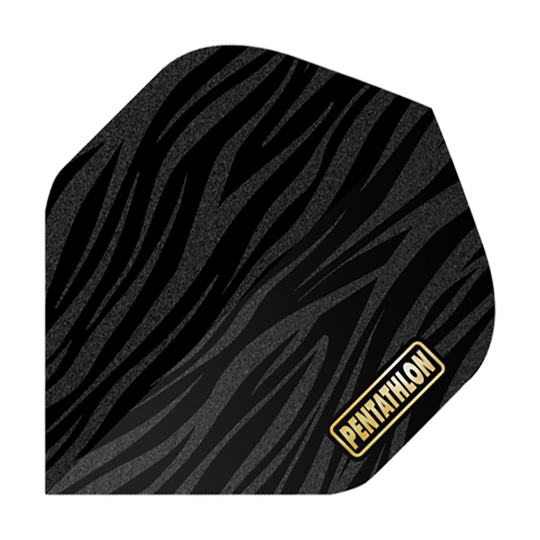 Das Bild zeigt ein Dartflight mit einem Zebra-Muster in Schwarz und Grau. In der unteren Ecke steht das Wort "Pentathlon" in gelber Schrift.