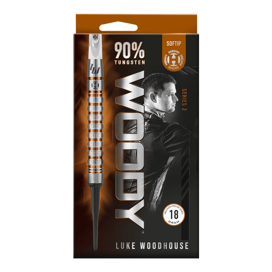 Harrow's Luke Woodhouse Series 2 měkké šipky - 18g Die Verpackung zeigt die Harrows Luke Woodhouse Series 2 Softdarts mit einem Gewicht von 18 Gramm. Auf der Vorderseite ist ein großes Bild eines Softdarts sowie das Porträt von Luke Woodhouse abgebildet.