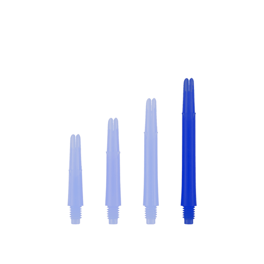 Auf dem Bild sind vier blaue gerade Dartschäfte in unterschiedlichen Längen zu sehen. Sie stehen nebeneinander aufrecht und haben ein Schraubgewinde am unteren Ende.