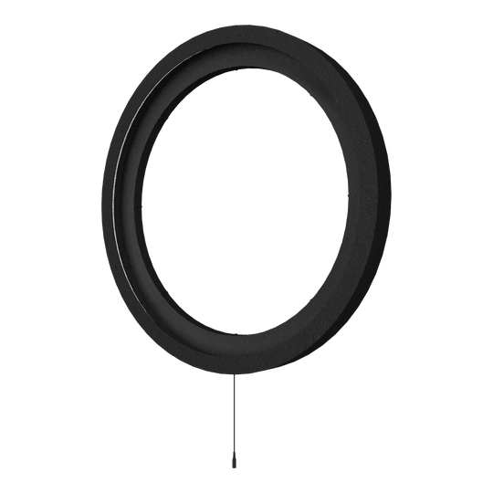 Systém prostorového osvětlení Bulls NL Lumo 2 Light Das Bild zeigt das Produkt "Bulls NL Lumo 2 Light Surround Beleuchtungssystem". Es handelt sich um einen runden, schwarzen LED-Lichtring mit einem Kabel an der Unterseite.