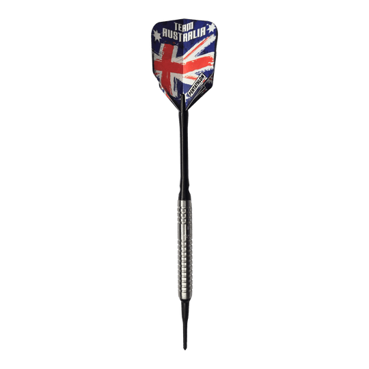 Šipky McDart 85 Tungsten V5 Soft - 16g Auf dem Bild ist ein Softdart namens "McDart 85er Tungsten V5" mit einem Gewicht von 16g zu sehen. Der Flight zeigt das Design der australischen Flagge und die Aufschrift "Team Australia".