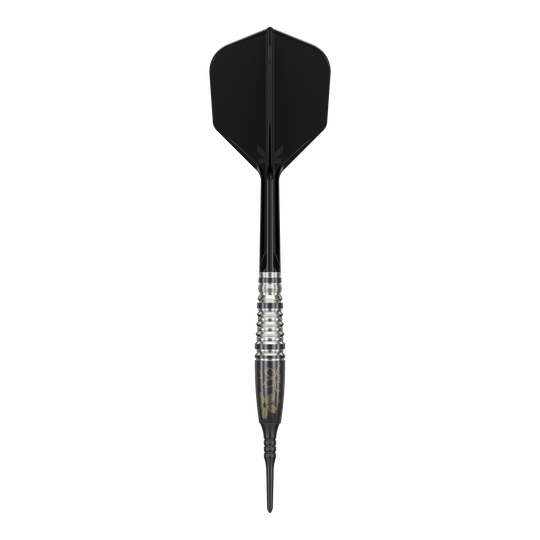 Dieses Bild zeigt einen Softdart mit schwarzer Spitze und schwarzem Flight. Das Produkt ist der "Target Japan Junya Koikawa Charm Smash GEN3 Softdart - 18g".