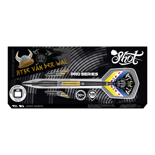 Das Bild zeigt die Verpackung der "Shot Pro Series Jitse Van Der Wal Steeldarts - 24g". Auf der Verpackung ist ein Steeldart mit buntem Flight und markanten Verzierungen abgebildet.