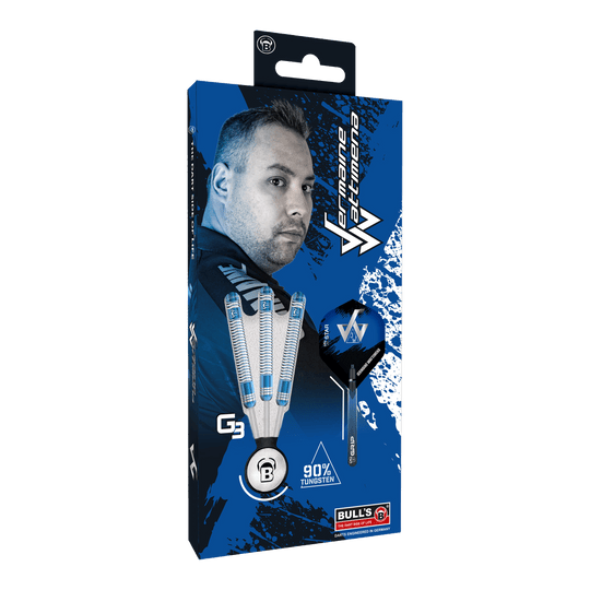Ocelové šipky Bulls Jermaine Wattimena Generation 3 Die Verpackung zeigt die Bulls Jermaine Wattimena Generation 3 Steeldarts mit 90% Tungsten. Auf der Vorderseite ist ein Bild von Jermaine Wattimena und die drei Darts abgebildet.