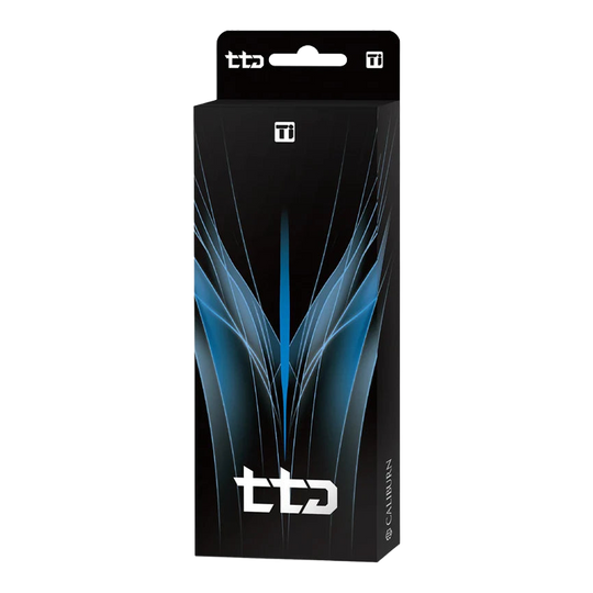 Caliburn TTD Complete Titanium T1 černé ocelové šipky - 5g Hier sehen Sie den Caliburn TTD Complete Titanium T1 Black Steeldarts - 5g. Es handelt sich um einen hochwertigen schwarzen Steeldart aus Titan.