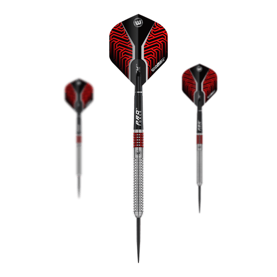 Auf dem Bild sind die Winmau Team 360 Lewis Cook Steeldarts - 23g als Set dargestellt. Man sieht mehrere Steeldarts zusammen.
