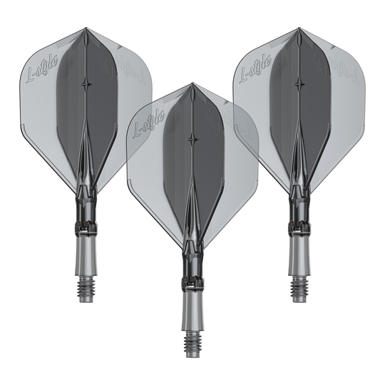 Das Bild zeigt ein Produkt mit dem Namen LS1062_LStyle_L-System_Flights_ClearBlack_Small_190_1Set. Es handelt sich um ein Dartzubehör.