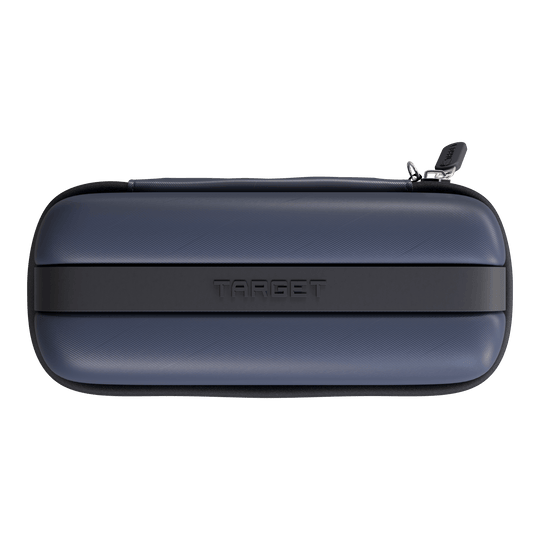 Pouzdro na šipky Target BOA Das Bild zeigt ein Dartcase in Navy und Dunkelgrau. Es handelt sich wahrscheinlich um das Target BOA Dartcase.