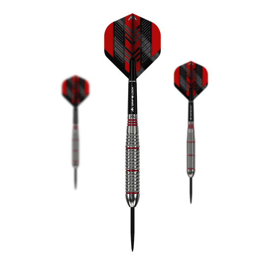 Šipky Mission Rogue Brass Steel - 22g Das Bild zeigt drei Mission Rogue Brass Steeldarts mit einem Gewicht von 22g. Die Darts haben rote und schwarze Flights sowie silberne, gerillte Barrels.