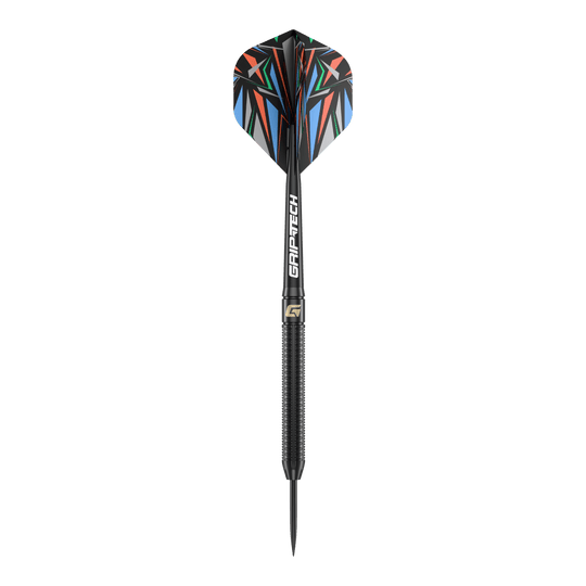 Ocelové šipky GOAT Athlete Black Brass - 13g Das Bild zeigt einen GOAT Athlete Black Brass Steeldart mit einem Gewicht von 13g. Der Dart hat eine schwarze, gerändelte Spitze und bunte Flights mit geometrischem Muster.