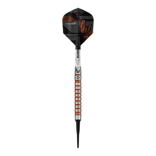 Harrow's Luke Woodhouse Series 2 měkké šipky - 18g Das Bild zeigt den Harrows Luke Woodhouse Series 2 Softdart mit einem Gewicht von 18g. Der Dartpfeil hat ein modernes, silber-orangenes Design mit schwarzen Akzenten.