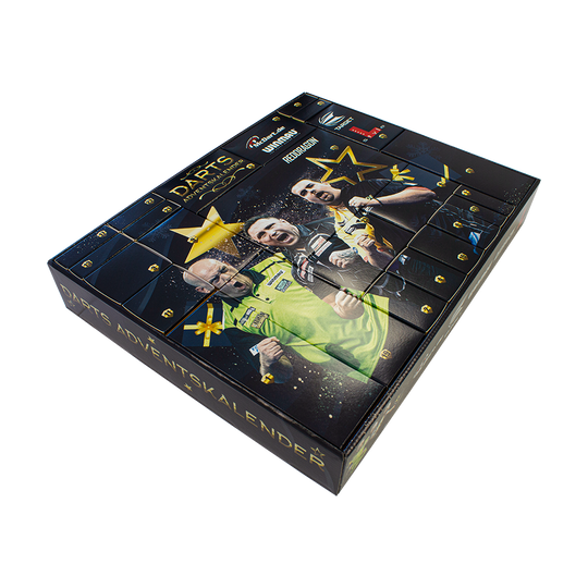 Das Bild zeigt den "McDart Darts Adventskalender 2021 - Standard Edition". Auf der Verpackung sind mehrere bekannte Dartspieler und weihnachtliche Motive abgebildet.