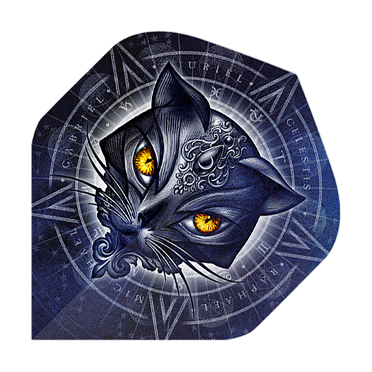 Standardní lety Alchemy Star Of Ailouros No2 Das Bild zeigt einen stilisierten Katzenkopf mit leuchtend gelben Augen vor einem mystischen, blauen Hintergrund. Im Hintergrund sind verschiedene Symbole und Schriftzüge in einem kreisförmigen Muster angeordnet.