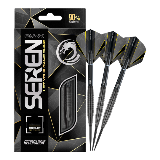 Das Bild zeigt die Verpackung und drei Steeldarts des Produkts "Red Dragon Seren 4 Onyx". Die Darts bestehen zu 90% aus Wolfram und haben ein modernes, schwarzes Design.