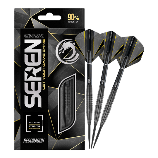 Ocelové šipky Red Dragon Seren 4 Onyx Das Bild zeigt die Verpackung und drei Steeldarts des Produkts "Red Dragon Seren 4 Onyx". Die Darts bestehen zu 90% aus Wolfram und haben ein modernes, schwarzes Design.