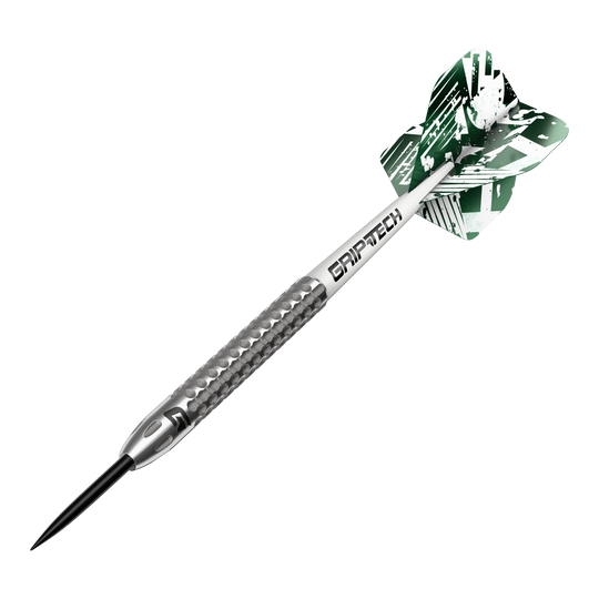 Šipky GOAT Fairway V2 z wolframové oceli Das Bild zeigt einen GOAT Fairway V2 Tungsten Steeldart. Der Dartpfeil hat ein silbernes Griffstück mit strukturierter Oberfläche und grüne Flights mit weißem Muster.