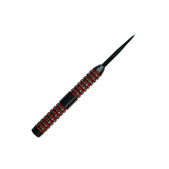 Sudy McDart Crimson Steeldart Das Bild zeigt einen McDart Crimson Steeldart Barrel. Der Barrel ist schwarz mit auffälligen roten Ringen und hat ein gerilltes Design für besseren Halt.