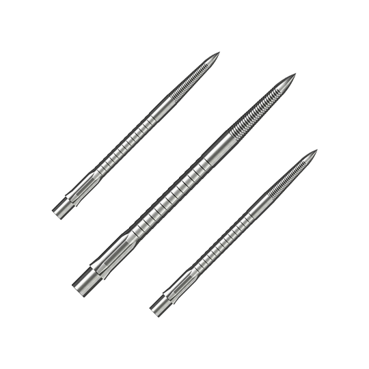 Das Bild zeigt ein Set von Steeldartspitzen mit Micro Grip, Silber, 40mm. Die Spitzen sind geordnet auf einem weißen Hintergrund angeordnet.