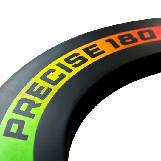 Das Bild zeigt das Precise 180 Spectrum Dartboard Surround. Es ist ein Schutzring für eine Dartscheibe.