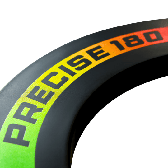 Přesný 180° Spectrum Surround terčů Das Bild zeigt das Precise 180 Spectrum Dartboard Surround. Es ist ein Schutzring für eine Dartscheibe.